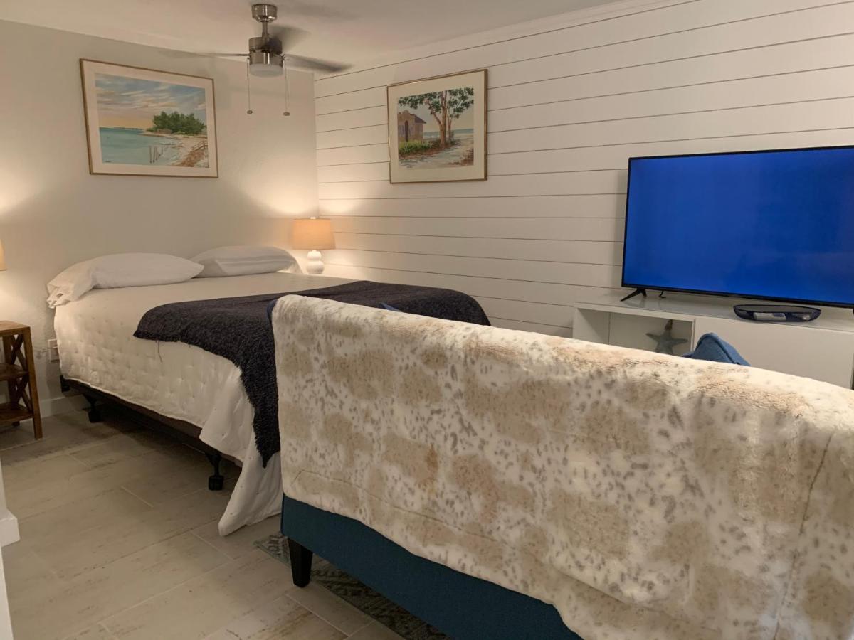 Tides Inn On The Bay Vacation Homes Брейдентон Бийч Екстериор снимка